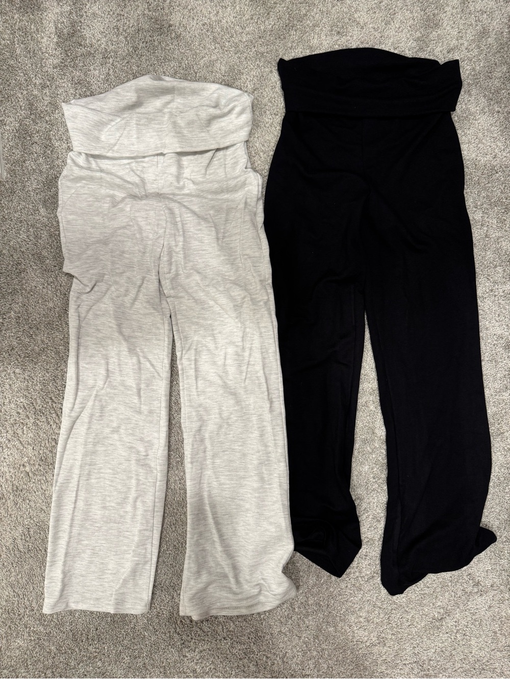 Fold-Over Waist Leggings - Black & Light Gray